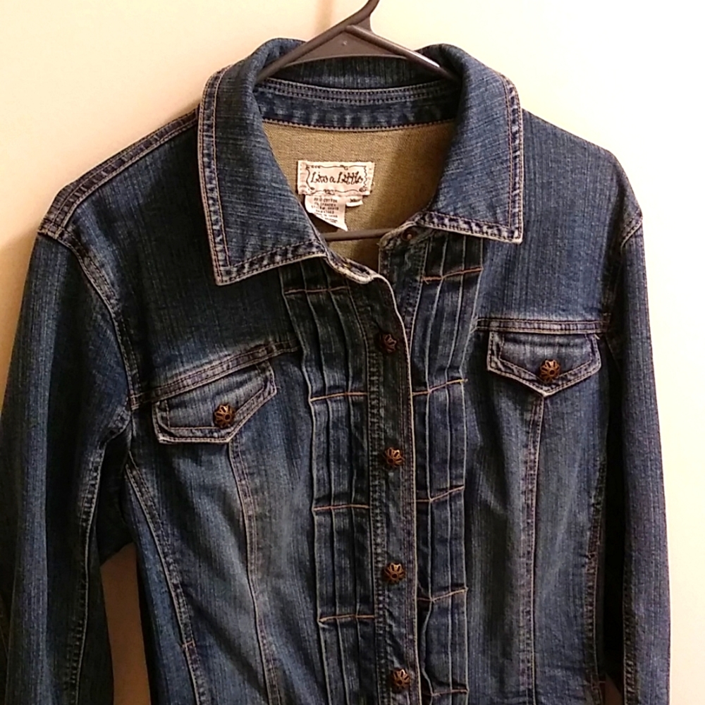 Vintage women's denim jacket, size XL, unique brassy star snaps